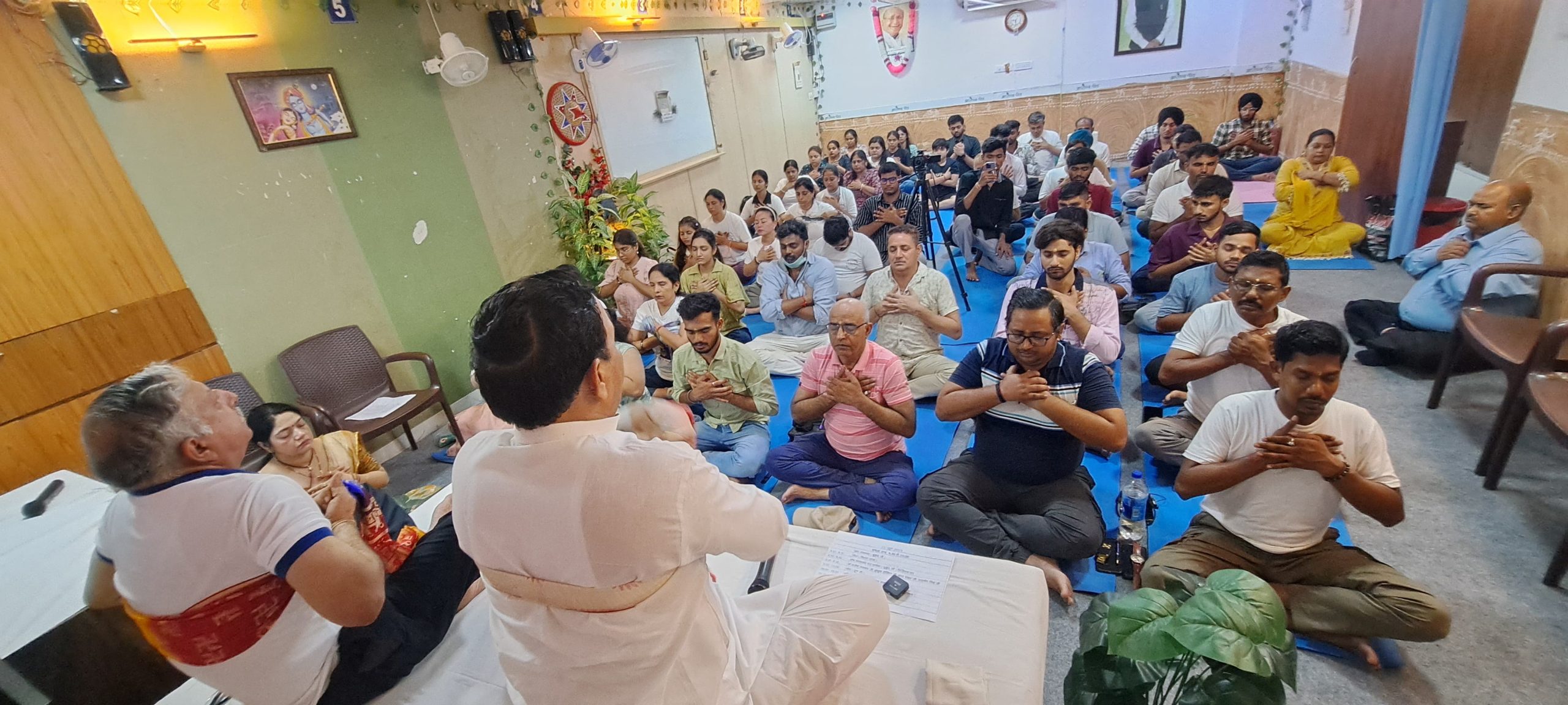 You are currently viewing मोटापा एक नहीं सैकड़ो रोगों का मूल कारण होता है – आचार्य रामगोपाल दीक्षित