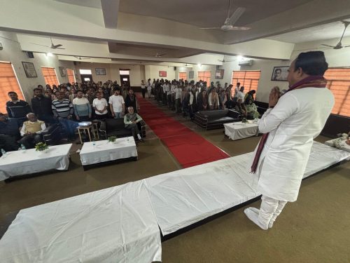 000b837f-b41e-4c4b-a74b-8f2973d97568