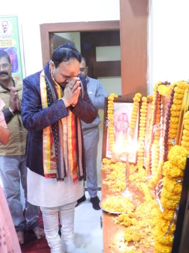 b9c02a57-401d-49a3-9844-6b5019ace715